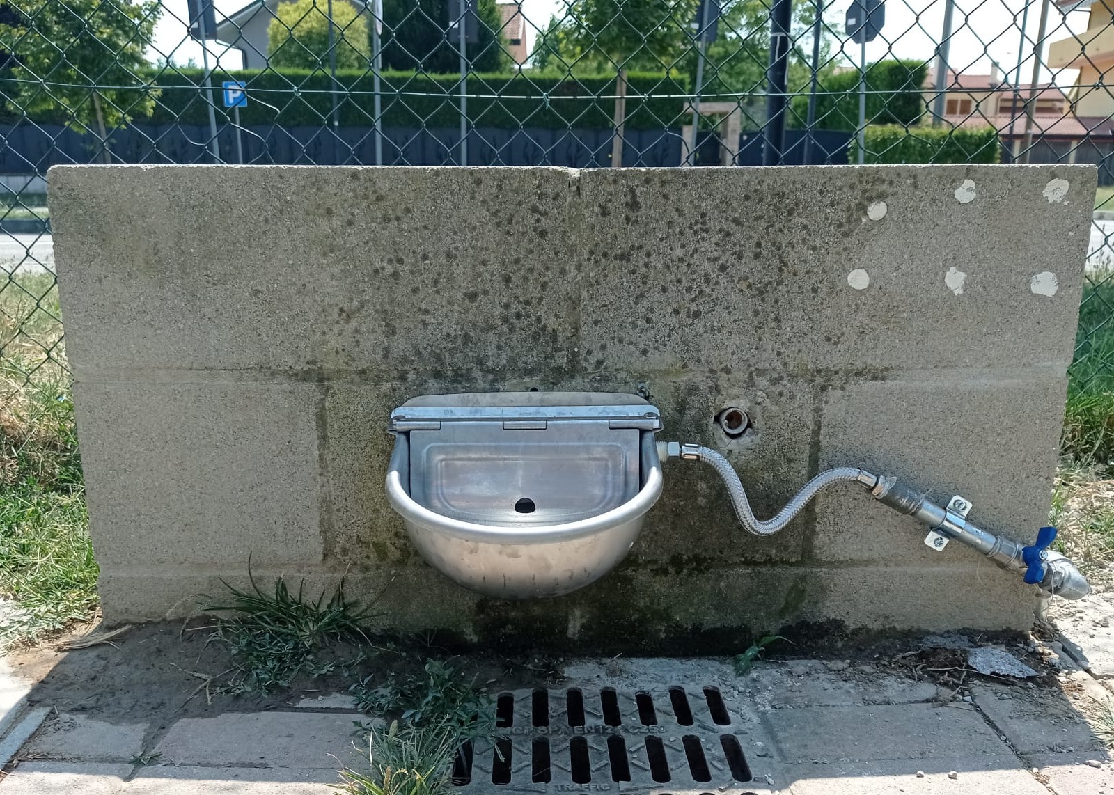 RIATTIVATA LA FONTANELLA AL PARCO CANI