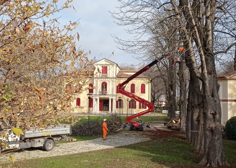RIAPRE IL PARCO DI VILLA ZUSTO