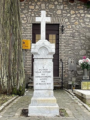 Capranica Prenestina Stele commemorativa Vittime Bombardamento 23 Maggio 1944