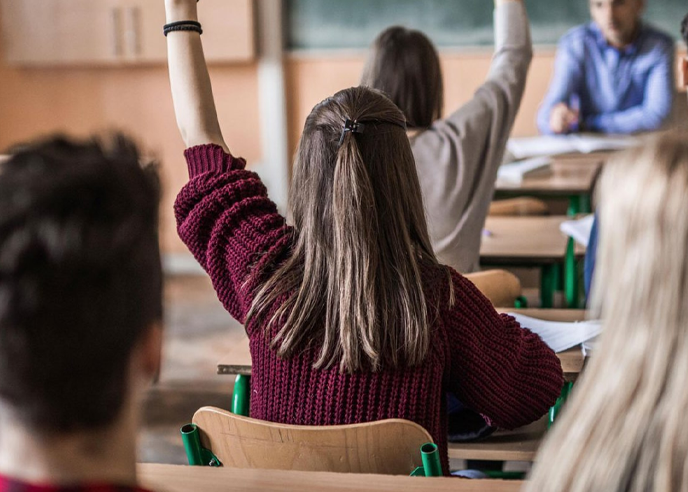 AVVISO PUBBLICO - BORSE DI STUDIO ANNO SCOLASTICO 2022/2023