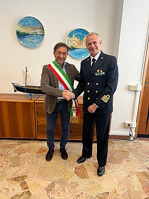 Da SX Sindaco Negri, Comandante MALTESE
