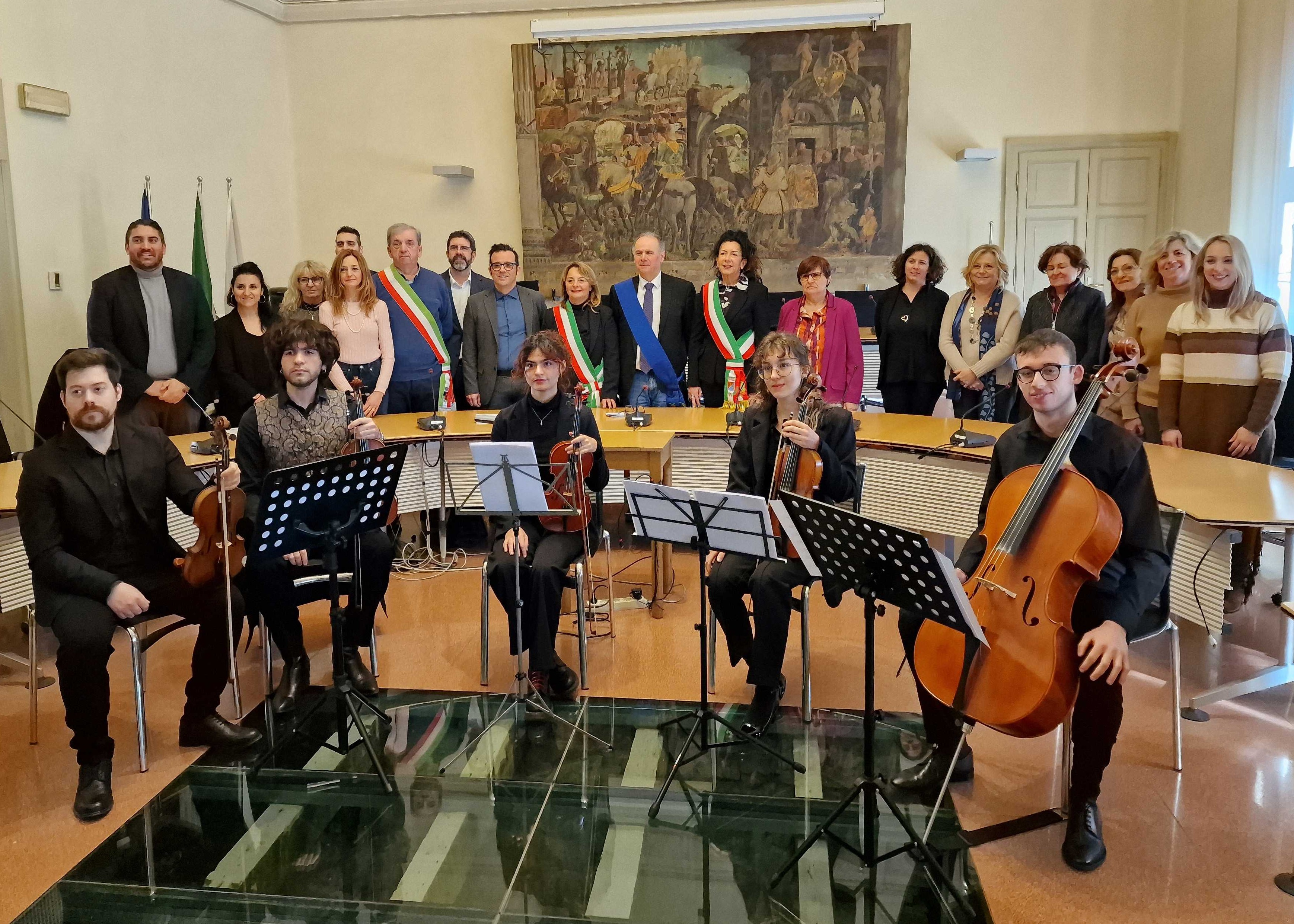 Presentato a Ferrara il progetto “MusicAscuola”, operativo nelle province di Ferrara, Ravenna e Bologna con 540 iscritti.
