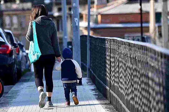 Bonus per genitori separati: domande all'Inps per il contributo legato all'emergenza pandemica