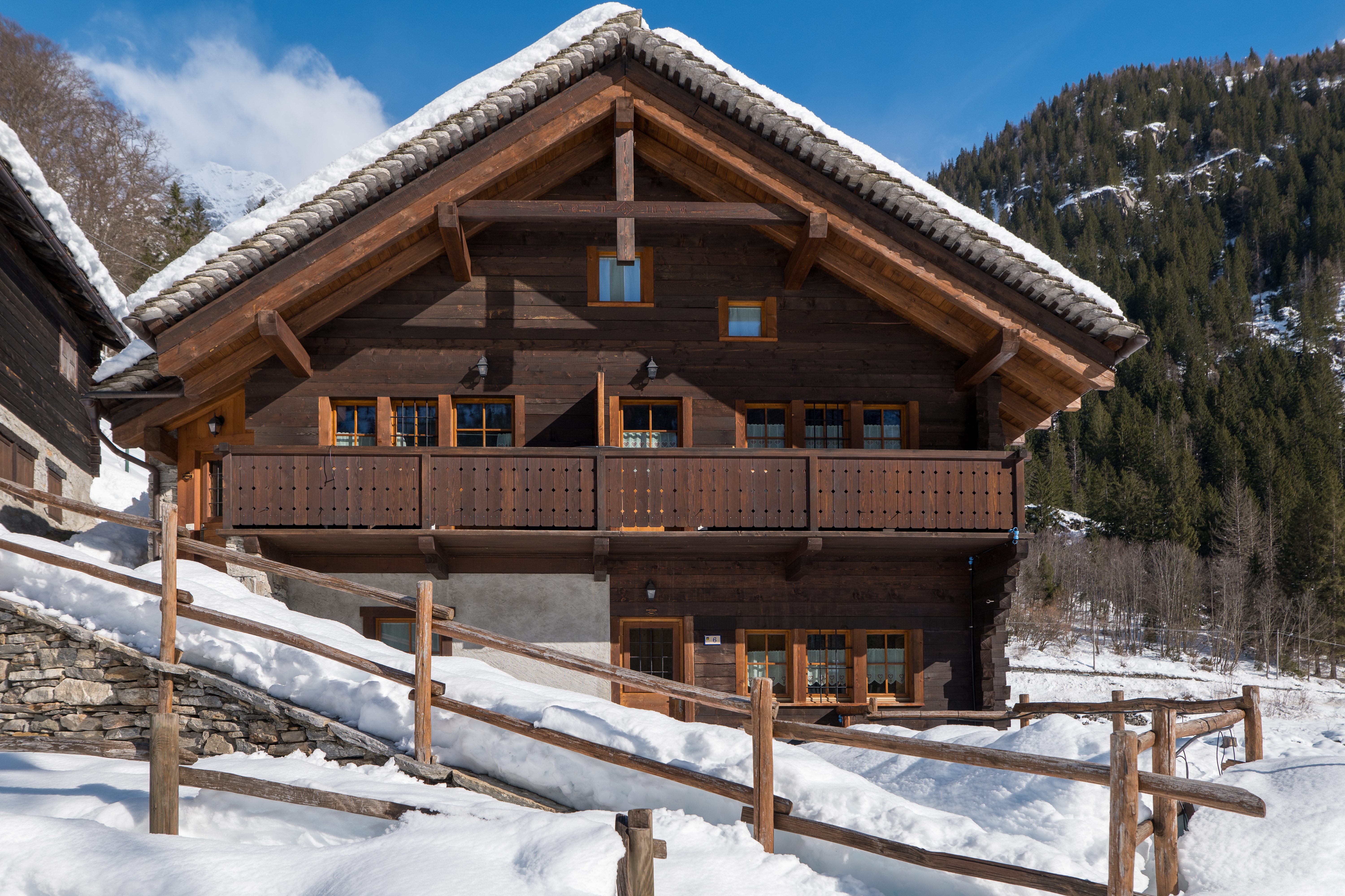 Ossola_collection-55-12032024