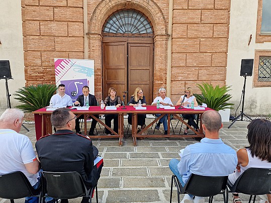 Pavarotti Forever  2