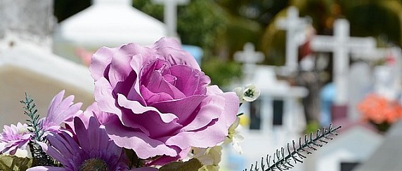 COMMEMORAZIONE DEI DEFUNTI - APERTURA STRAORDINARIA DEL CIMITERO