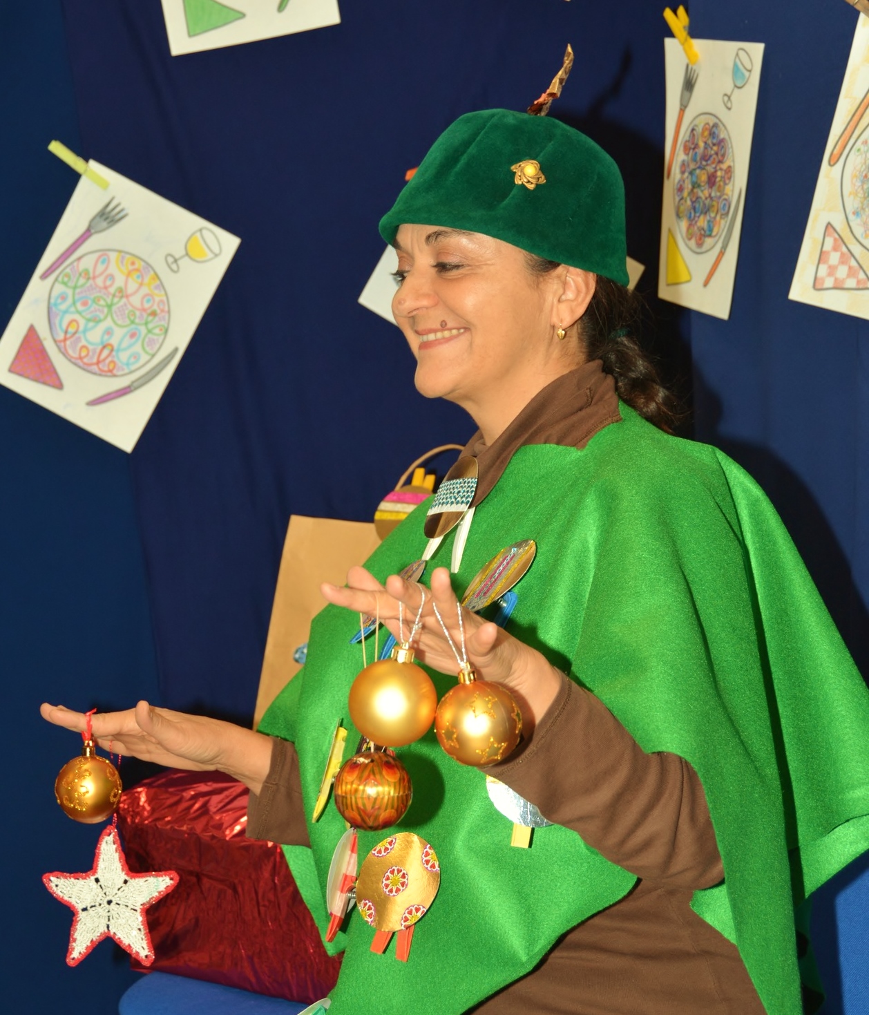 ele_gri_ albero_di_natale