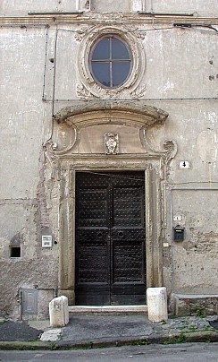 ItaliaLazioSacrofanoPalazzoPlacidiSerraggiPortone