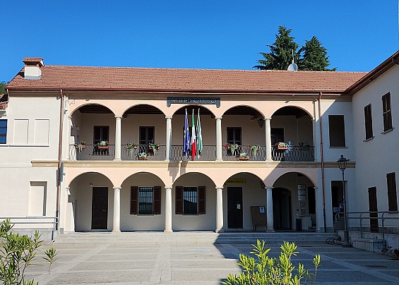 Lavori di realizzazione impianto fotovoltaico a servizio del palazzo municipale
