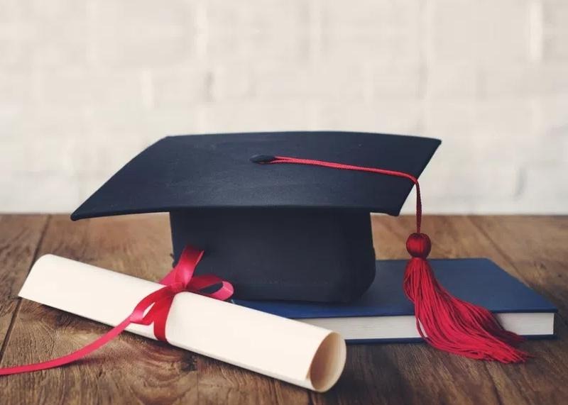 Bando di concorso per l’assegnazione di borse di studio in favore di studenti residenti nel Comune di Erula che hanno conseguito la laurea nell’anno accademico 2023/2024  nell’anno accademico 2024/2025