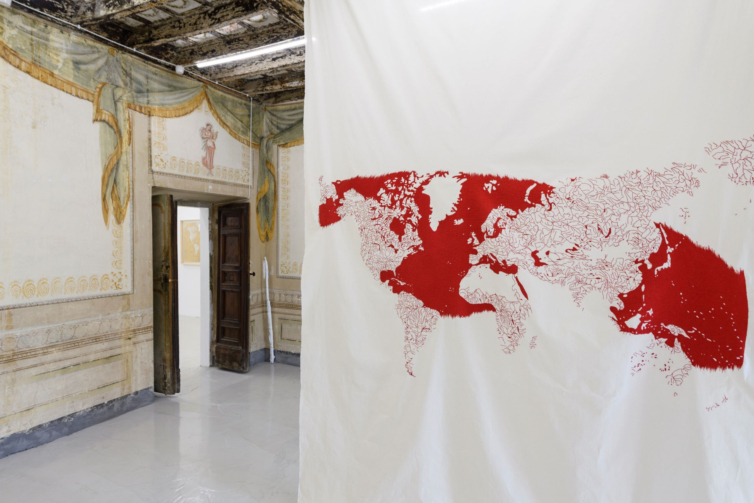 Daniela-dArielli-A-te-installation-views-at-Monitor-Pereto-2023.-Courtesy-the-artist-and-Monitor-Rome-Lisbon-Pereto-AQ.-Photo-Giorgio-Benni-7-scaled