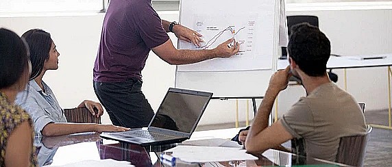 Avviso Pubblico Corso professionale di Guida Ambientale Escursionistica (GAE) Settembre 2025/Aprile 2026