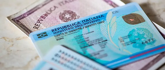 Carte d'identità cartacee: dal 3 agosto 2026 non avranno più valore per l’espatrio