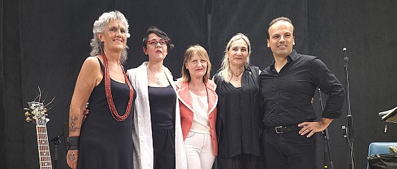"TI VUIJE DICE" , esplosione di energia ed emozione
