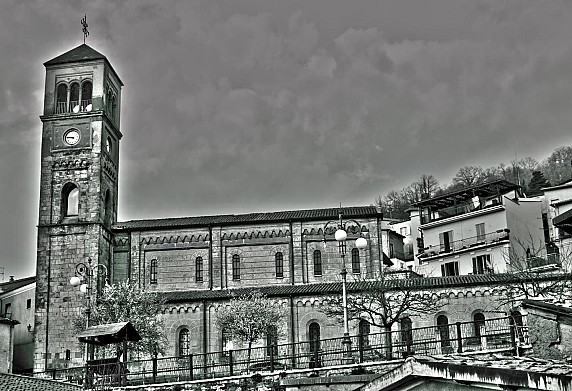 Chiesa-Parrocchiale--dedicata-a-San-Michele-Arcangelo