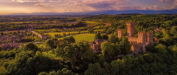 Città candidata Capitale italiana della Cultura 2028 - CLICCA QUI
