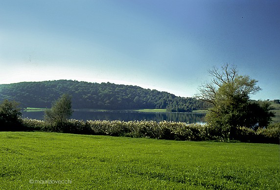 lago-di-mezzano