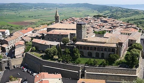 Valentano-rocca-farnese-7