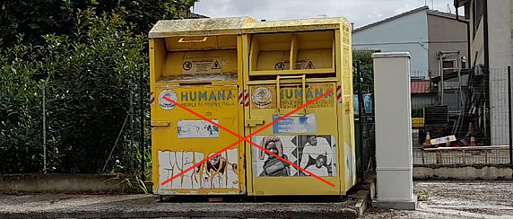 Termina il servizio raccolta indumenti usati