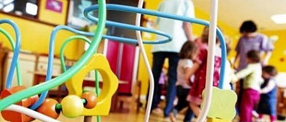 Avviso pubblico per la partecipazione al progetto "L'Universo delle coccole".  Per i bambini da 6 a 36 mesi