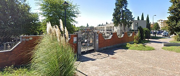 Nuovi orari di chiusura al pubblico dei cimiteri cittadini