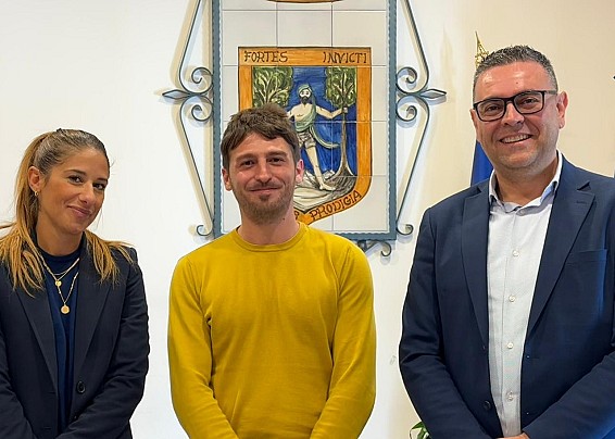 Da oggi il Comune di Castelsaraceno ha un nuovo dipendente a tempo pieno ed indeterminato.