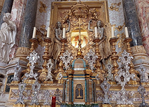 Todi, Esposti alla Consolazione i Reliquiari in occasione delle festività di tutti i Santi.