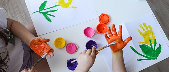 Avviso pubblico per l'assegnazione di contributi economici alle famiglie per la frequenza di asili nido - anno 2025