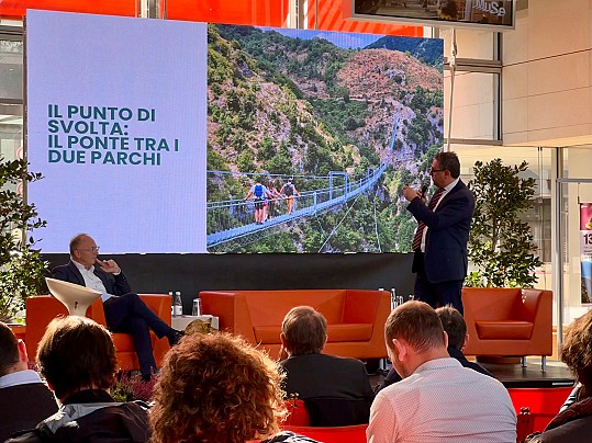 79875a8b-66d8-46f8-9114-15bd430dd35b