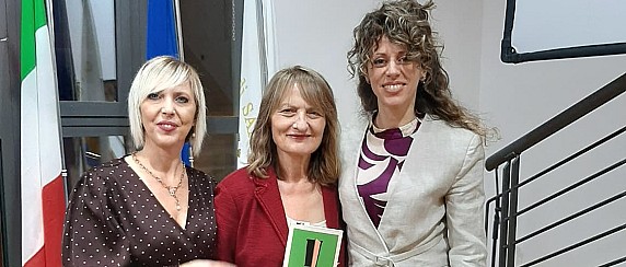 Crocevie, incontro intenso e ricco di spunti con la scrittrice Candia Piedigrossi