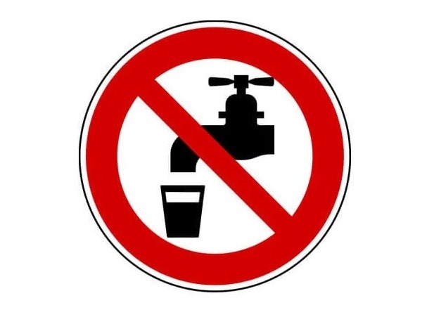 DIVIETO DI UTILIZZO ACQUA PER USO DOMESTICO