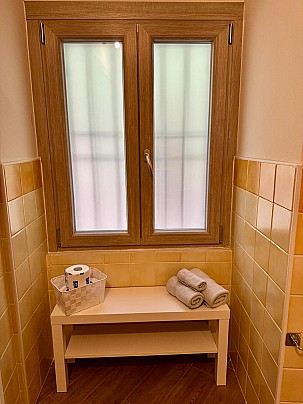 WhatsApp Image 2025-11-17 at 12.14.06 (1)