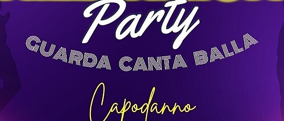 Terracina saluta in piazza Mazzini l'ultimo giorno dell'anno, e festeggia il 2026 nel Teatro Romano