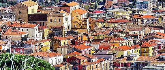 Avviso regionale per le domande di alloggi di edilizia residenziale pubblica