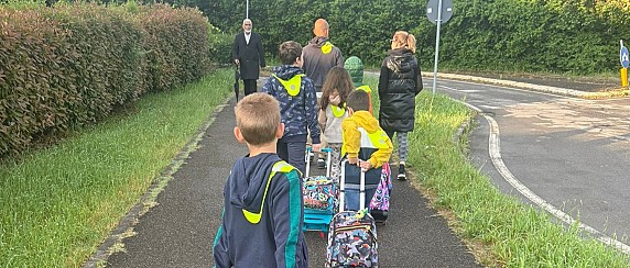 Iscrizioni al Pedibus: un modo sostenibile e sicuro per andare a scuola
