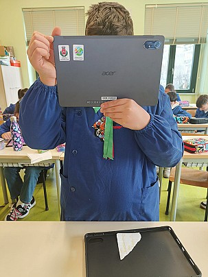 0f8dda33-c34b-4ad4-96c2-d5b740b7a16c