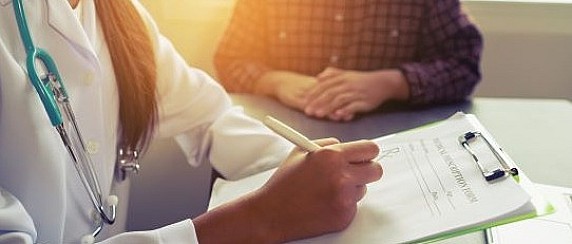 Referendum costituzionale del 22-23 marzo 2026: certificazioni sanitarie per voto con accompagnatore e voto domiciliare