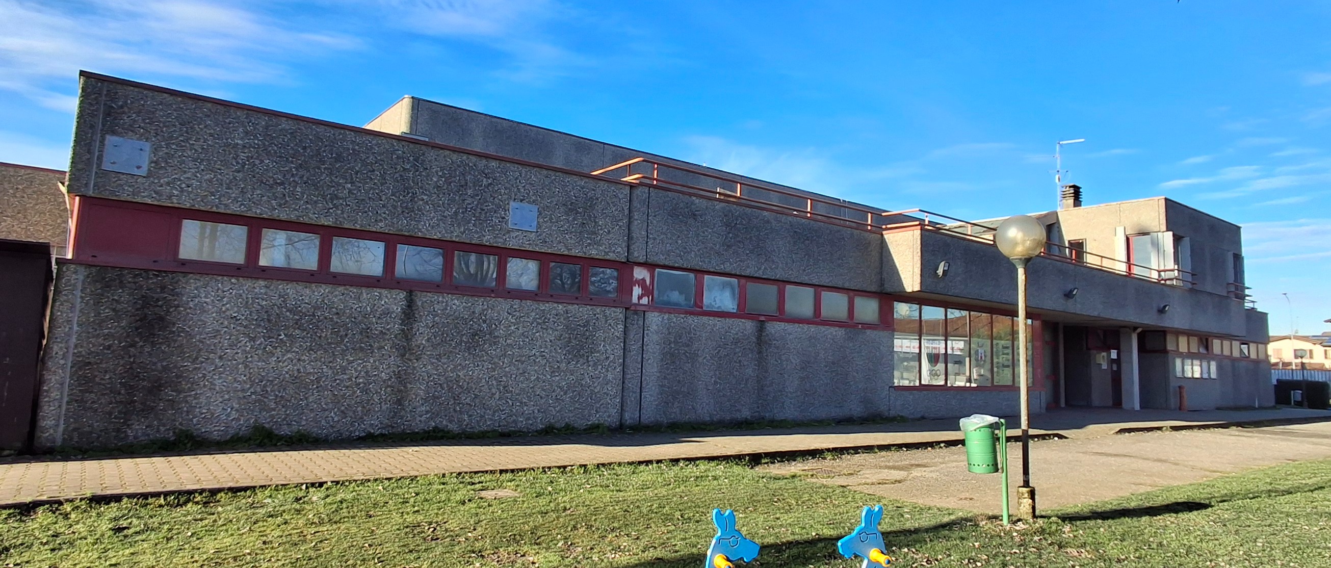 PRESENTAZIONE ALLA CITTADINANZA  OPERE DI RISANAMENTO E ADEGUAMENTO DELLA PALESTRA COMUNALE E LOCALI ACCESSORI ANNESSI