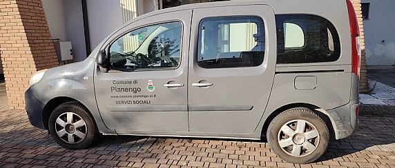 Bando di asta pubblica per alienazione di vettura comunale