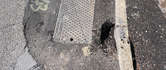 Fibra ottica: il Comune ha inviato 12 diffide alle società esecutrici. “Situazione non più tollerabile”