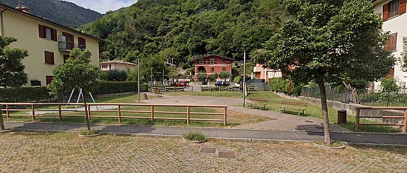 Avviso pubblico per la ricerca di sponsor per intervento di manutenzione straordinaria del parco giochi in via F.lli Capponi