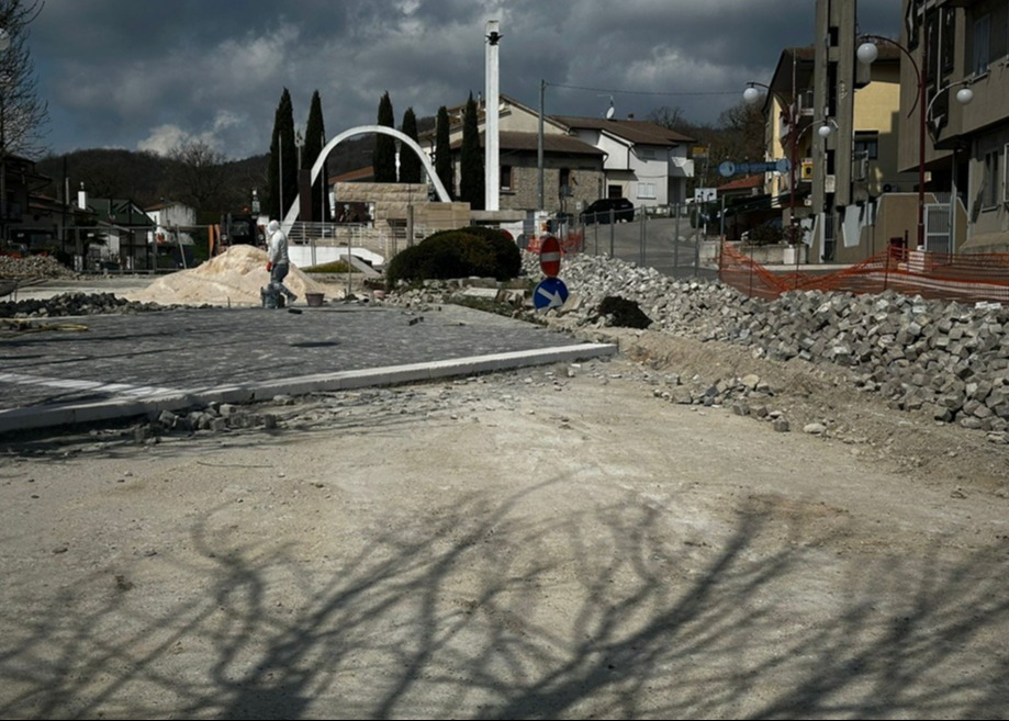 RIFACIMENTO PIAZZA CONVENTO
