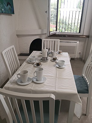 casci colazione dentro 1 