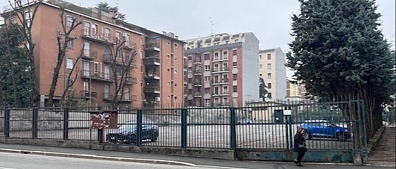 Estensione apertura parcheggio di via Cairoli