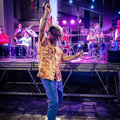 326423728_1374543136620751_8910813941007470588_n