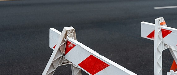 Temporanea chiusura al transito di via De Amicis