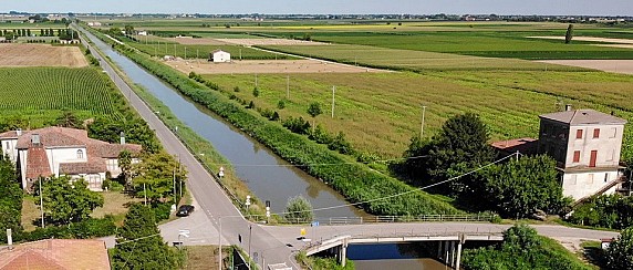 Percorso "Tra il vuoto delle valli e l’eco dei briganti" - Villa Bartolomea