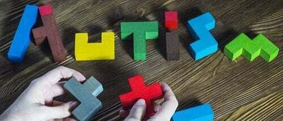 Interventi a sostegno delle famiglie dei minori autistici tra il dodicesimo e il diciassettesimo anno di età