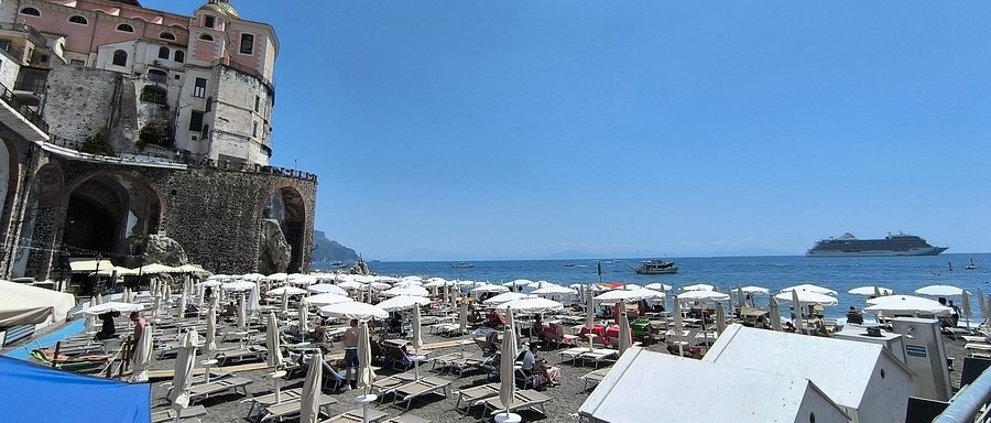 AVVISO DI SELEZIONE PER LA FORMAZIONE DI DUE GRADUATORIE PER LASSUNZIONE DI: PROFILO A) BAGNINO DI SALVATAGGIO E PROFILO; B) ADDETTO ALLA SPIAGGIA.