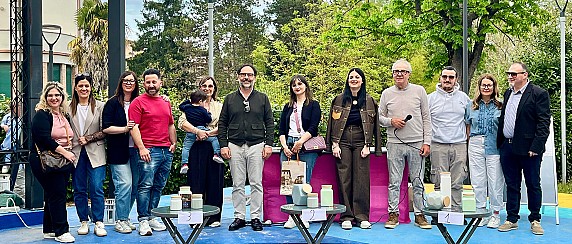 Vetrine di Pasqua: premiate le eccellenze del commercio umbertidese